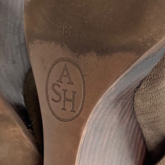 ASH Pearl Leather Over the Knee Wedge Boot Sz 38.5 fits us size 7-8. Runs small - Picture 11 of 12